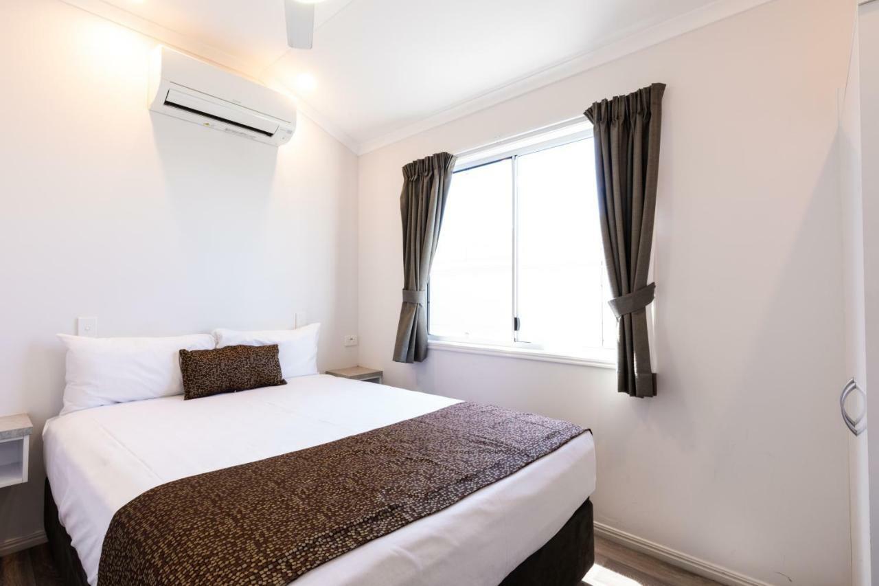 Hotel Settlers Biloela Екстер'єр фото