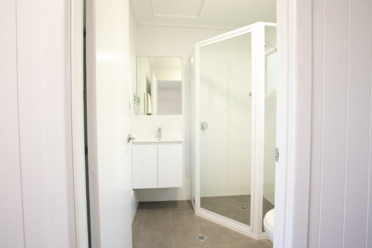 Hotel Settlers Biloela Екстер'єр фото