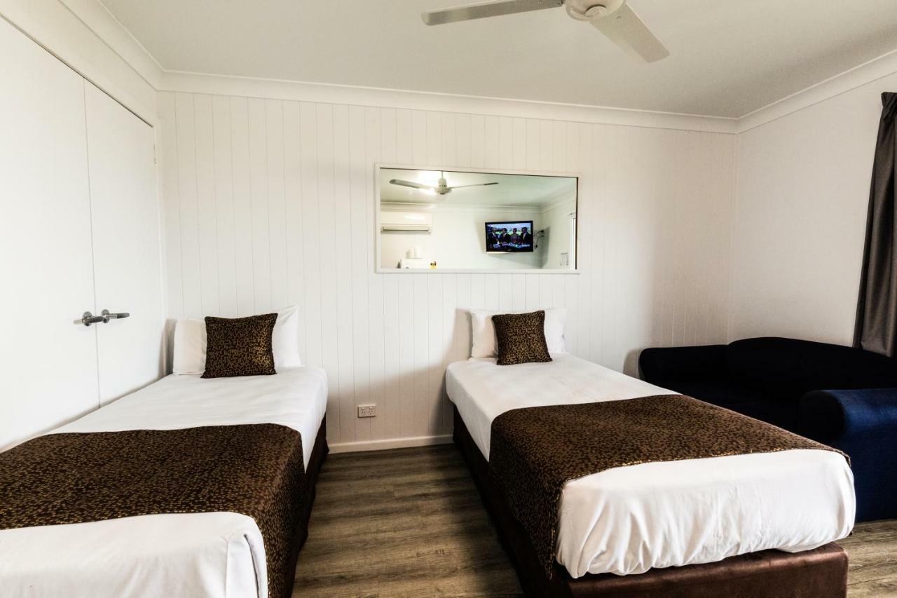 Hotel Settlers Biloela Екстер'єр фото