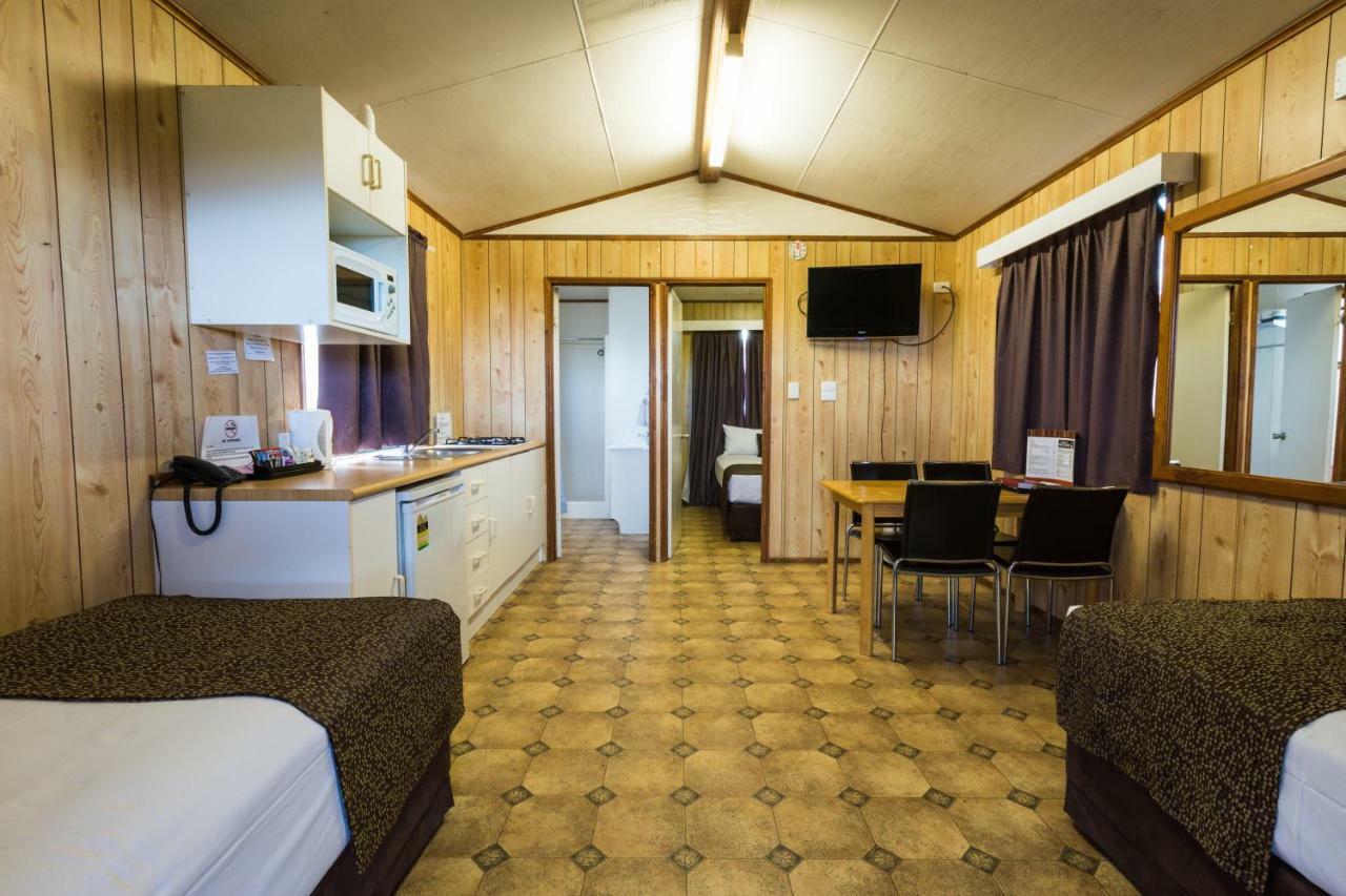 Hotel Settlers Biloela Екстер'єр фото